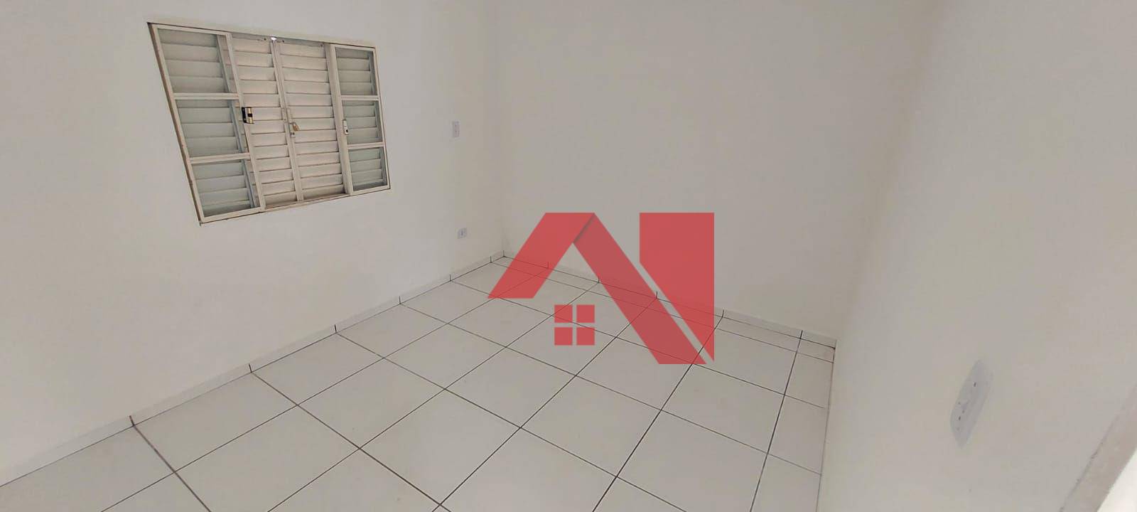 Casa à venda com 3 quartos, 138m² - Foto 4