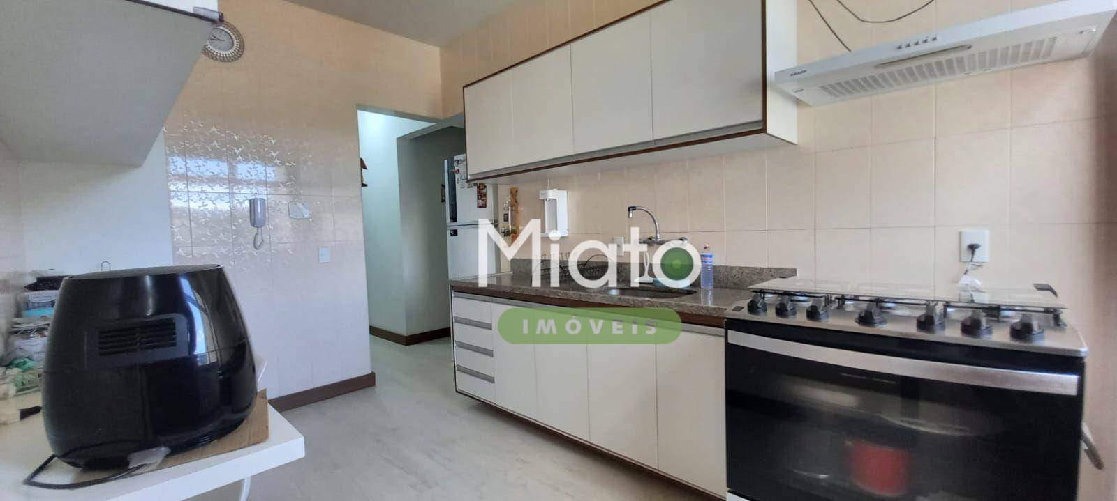 Apartamento à venda com 2 quartos, 77m² - Foto 15