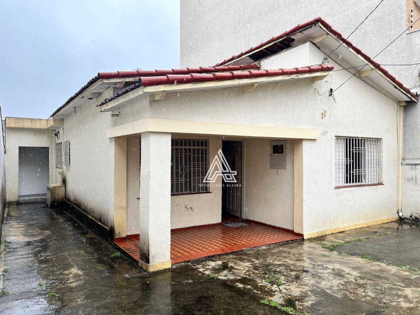 Casa à venda com 2 quartos, 96m² - Foto 1