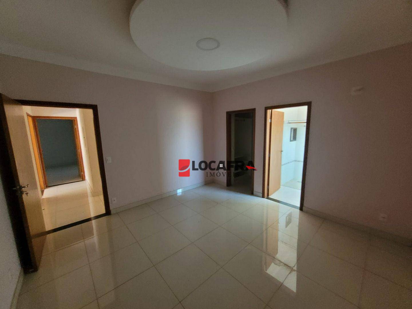 Casa à venda e aluguel com 4 quartos, 460m² - Foto 8