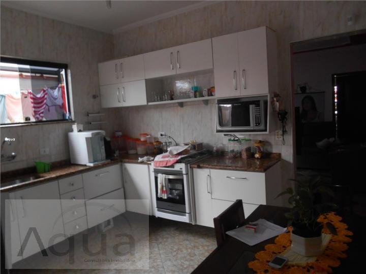 Casa à venda com 3 quartos, 211m² - Foto 10