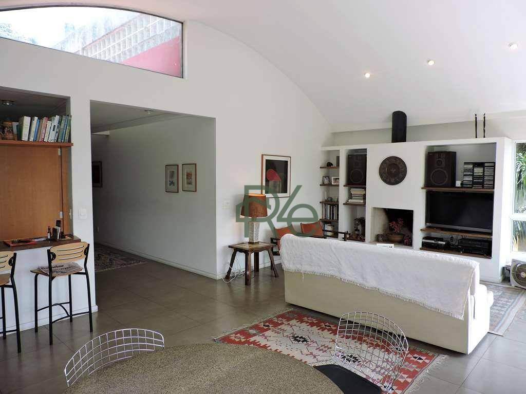 Casa de Condomínio à venda com 3 quartos, 275m² - Foto 9