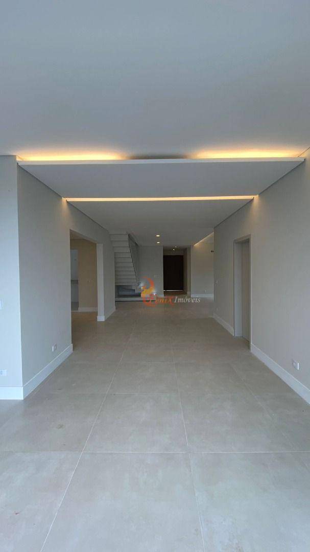 Casa de Condomínio à venda com 4 quartos, 489m² - Foto 15