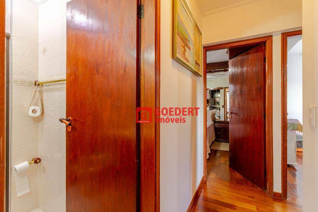 Apartamento à venda com 3 quartos, 95m² - Foto 10