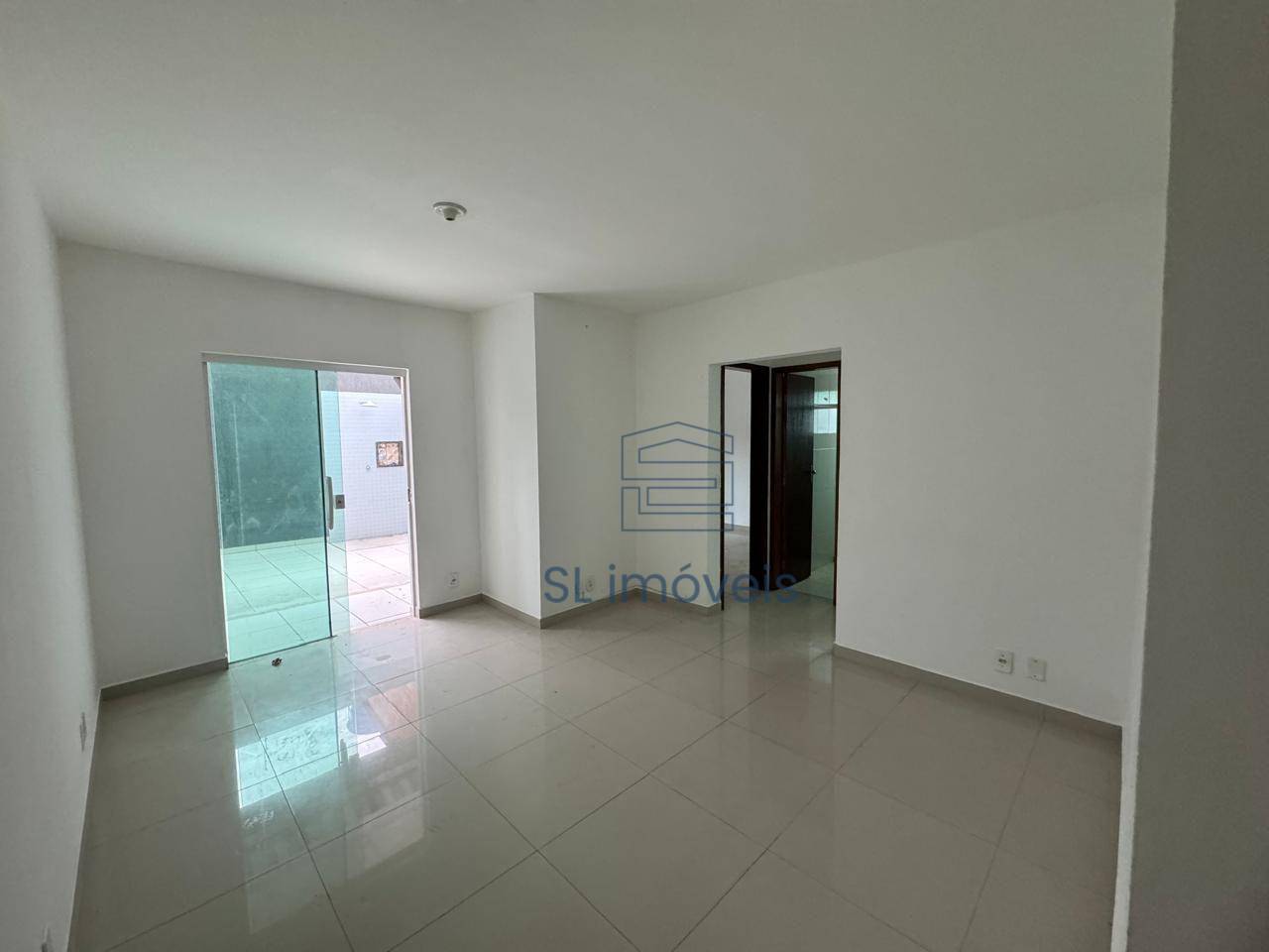 Apartamento à venda com 2 quartos, 86m² - Foto 4