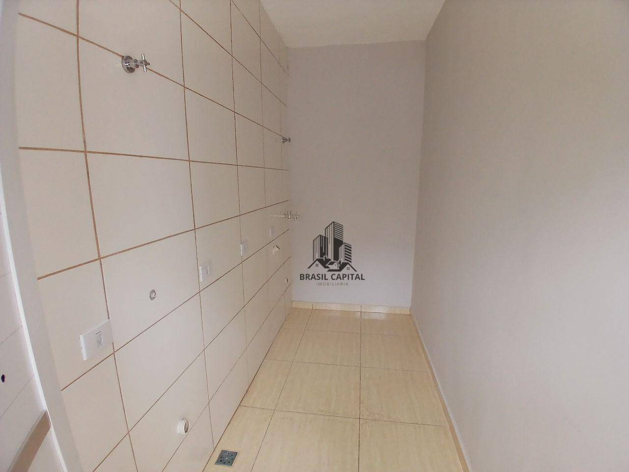 Sobrado à venda com 6 quartos, 197m² - Foto 3