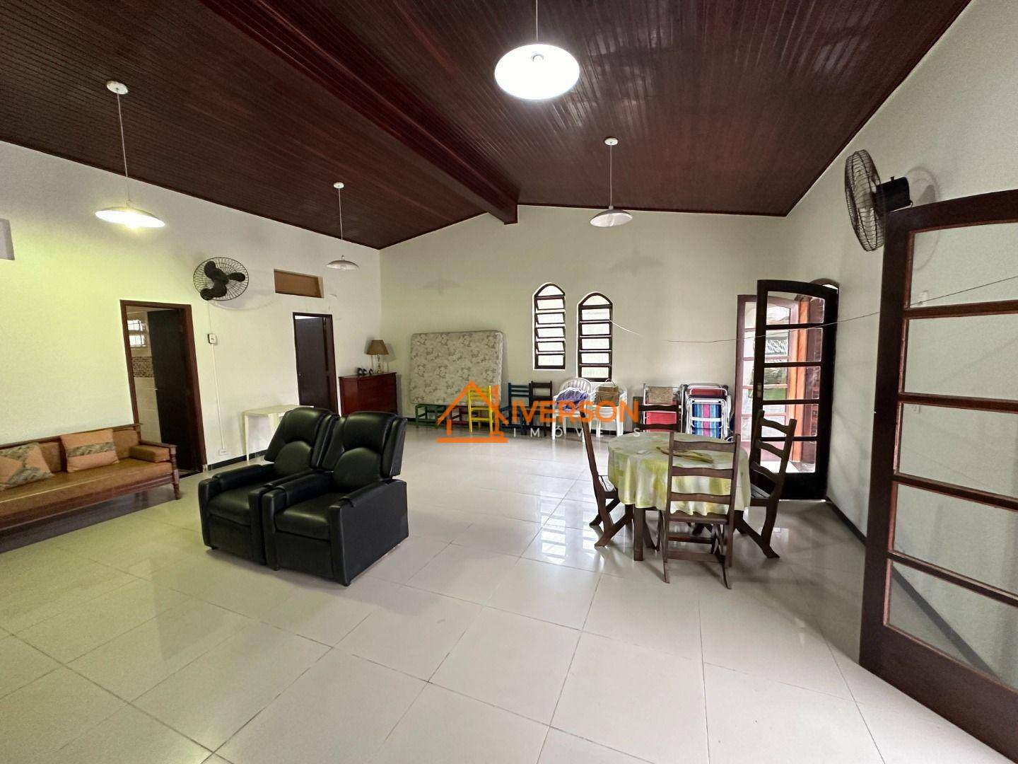 Casa à venda com 3 quartos, 340m² - Foto 17