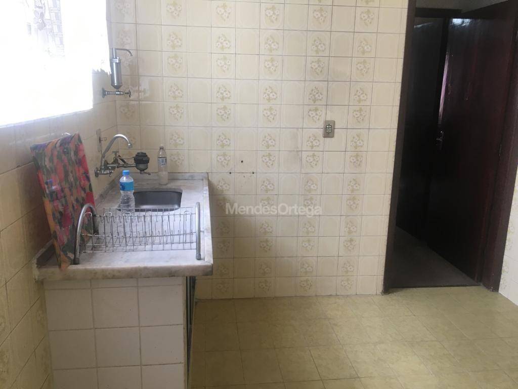 Casa à venda e aluguel com 2 quartos, 107m² - Foto 10