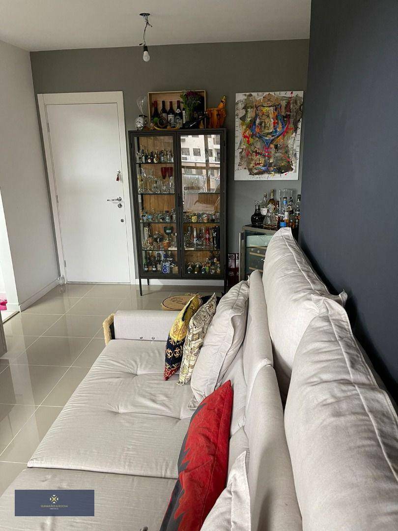 Apartamento à venda com 2 quartos, 64m² - Foto 7