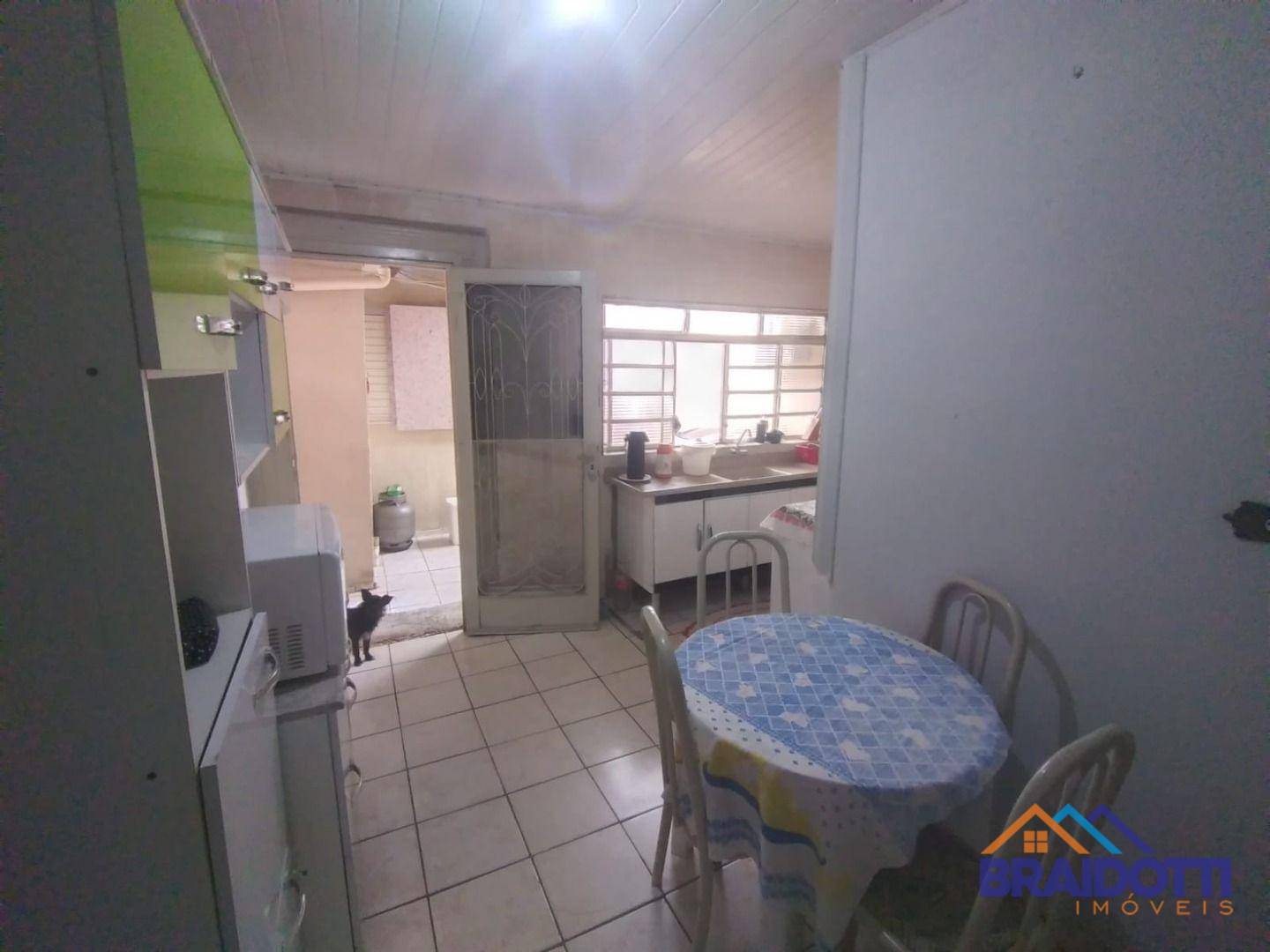 Casa à venda com 3 quartos, 200m² - Foto 14