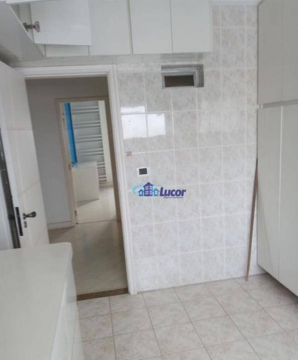 Apartamento à venda com 3 quartos, 170m² - Foto 7