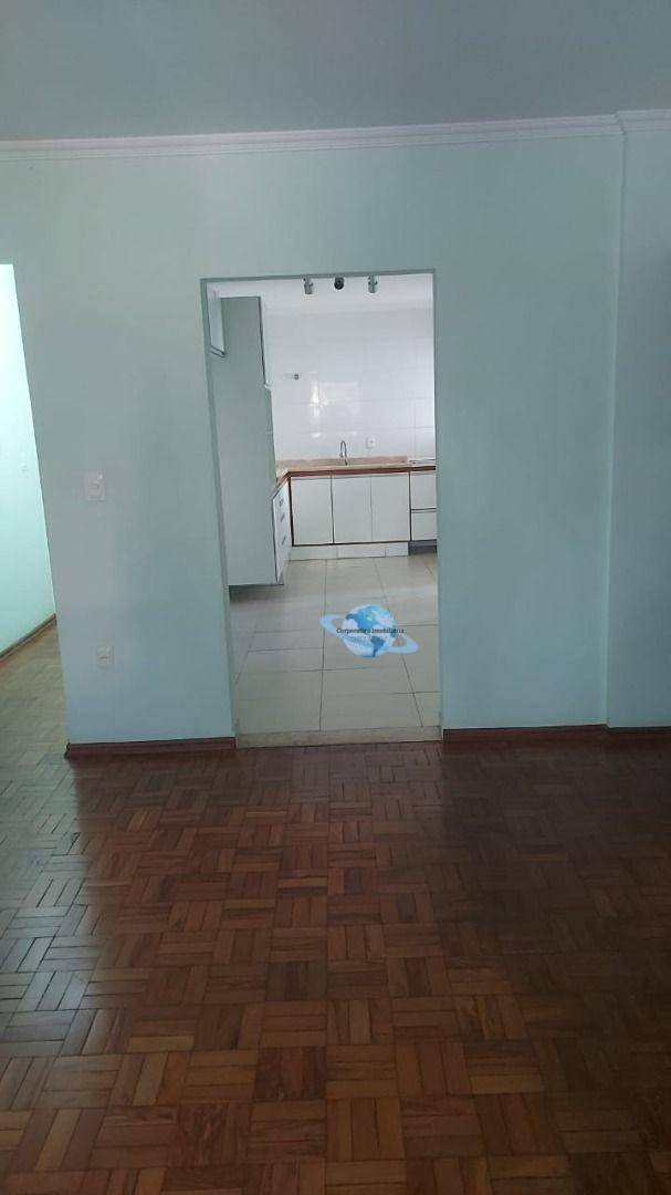 Apartamento para alugar com 2 quartos, 65m² - Foto 6