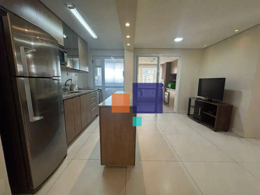 Apartamento à venda e aluguel com 2 quartos, 65m² - Foto 5