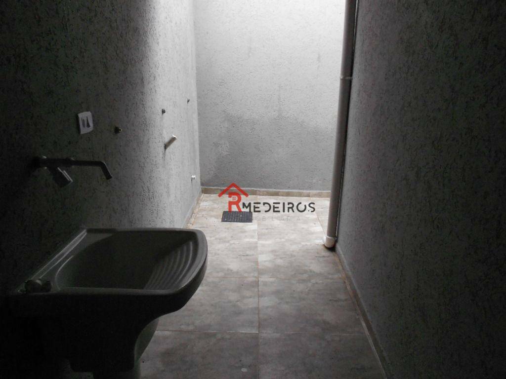 Casa à venda com 2 quartos, 60M2 - Foto 19