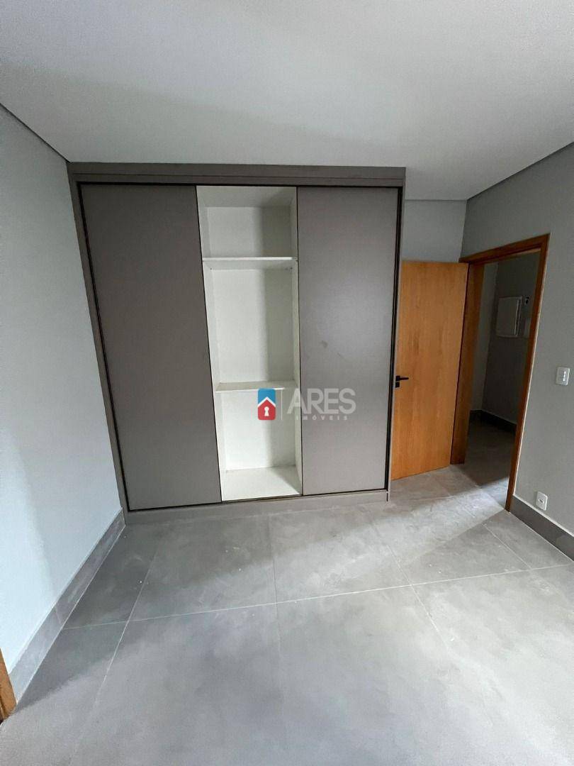 Casa de Condomínio à venda com 3 quartos, 260m² - Foto 7