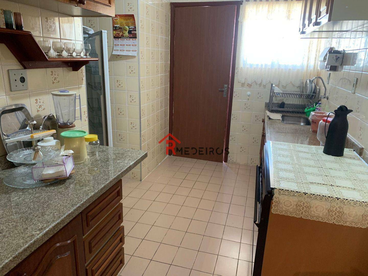 Apartamento à venda com 2 quartos, 80m² - Foto 20