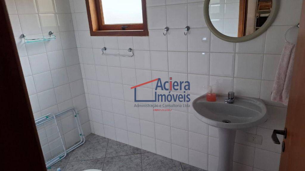 Casa de Condomínio para alugar com 3 quartos, 176m² - Foto 14
