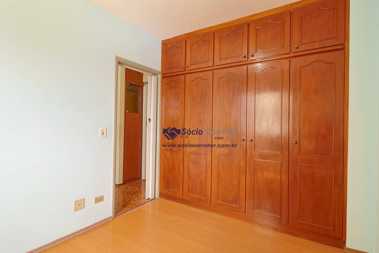 Apartamento à venda com 2 quartos, 62m² - Foto 4