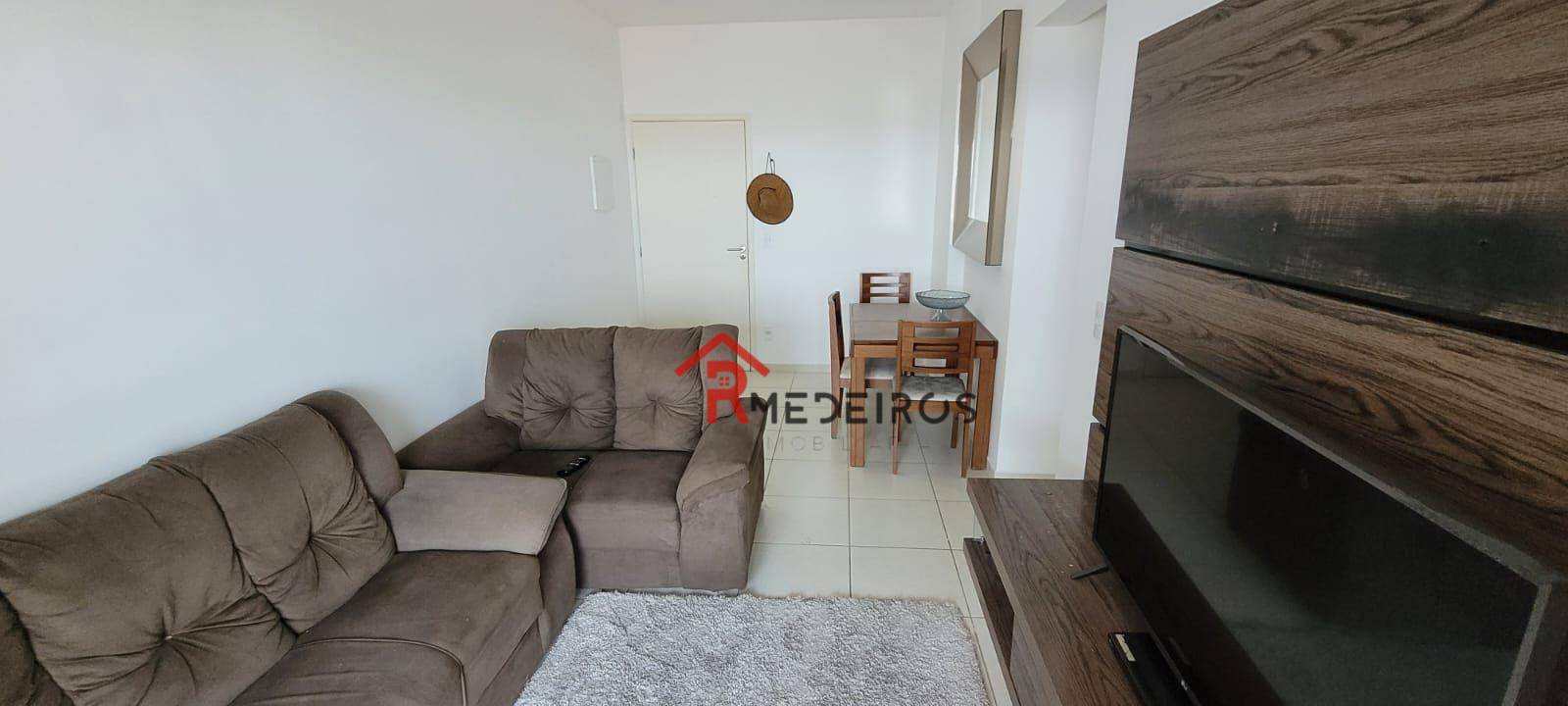 Apartamento à venda com 2 quartos, 72m² - Foto 4