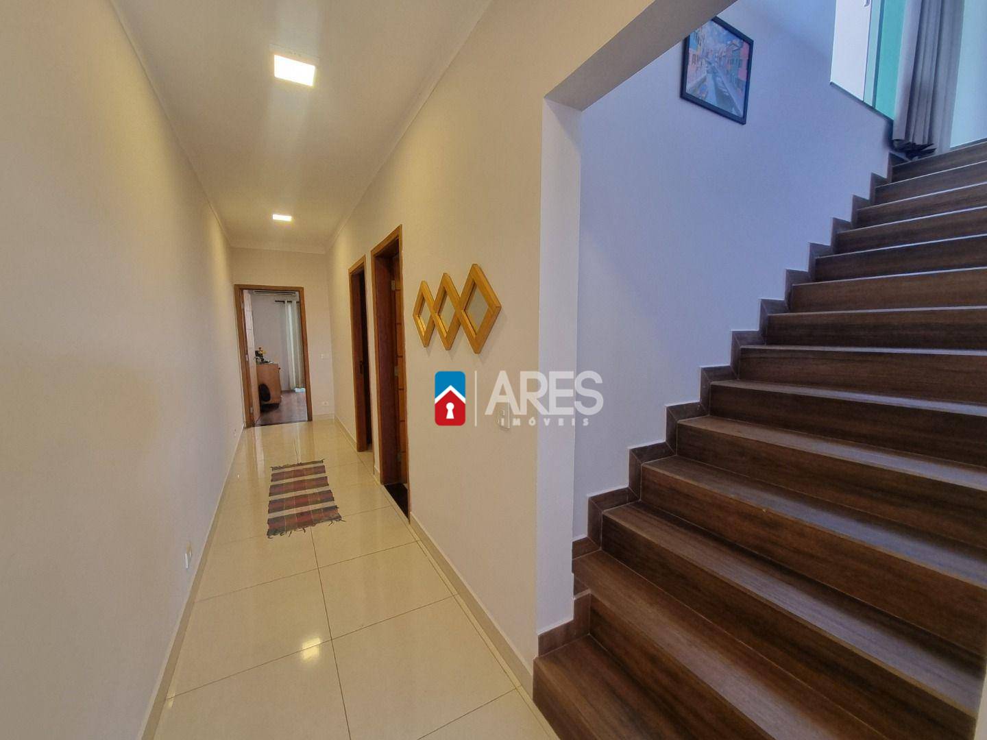 Casa à venda com 3 quartos, 207m² - Foto 7