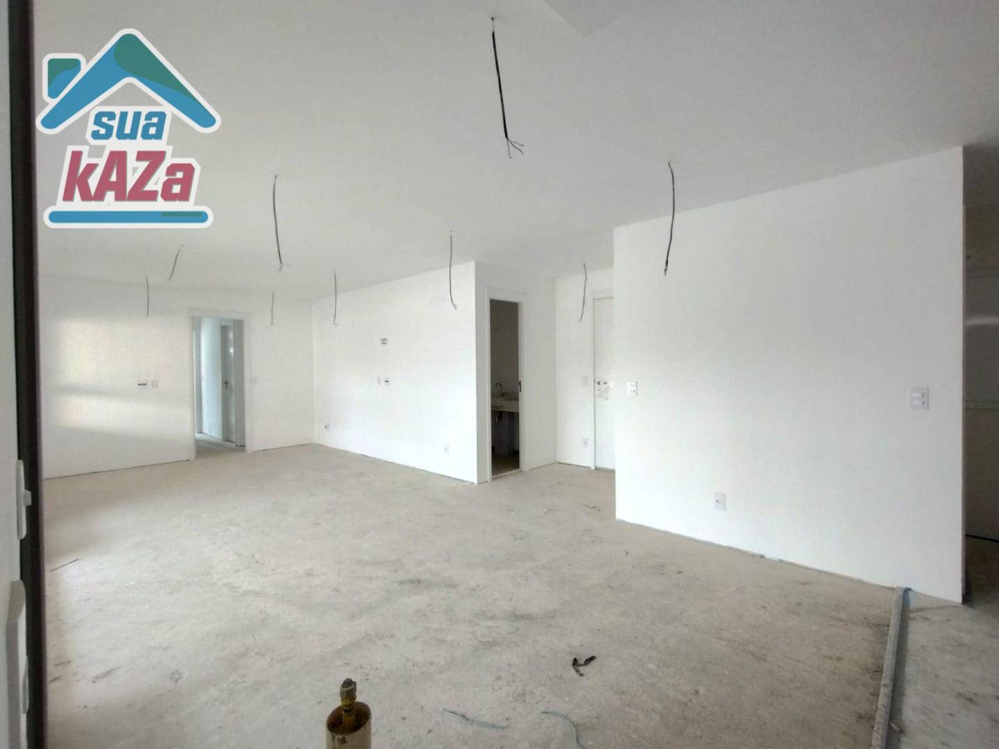 Apartamento à venda com 3 quartos, 168m² - Foto 3