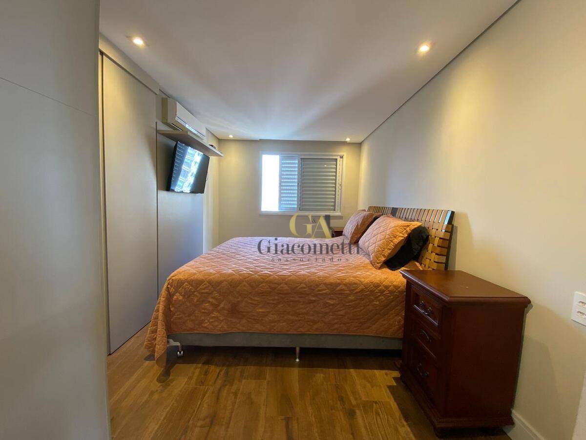 Apartamento à venda com 3 quartos, 167m² - Foto 11