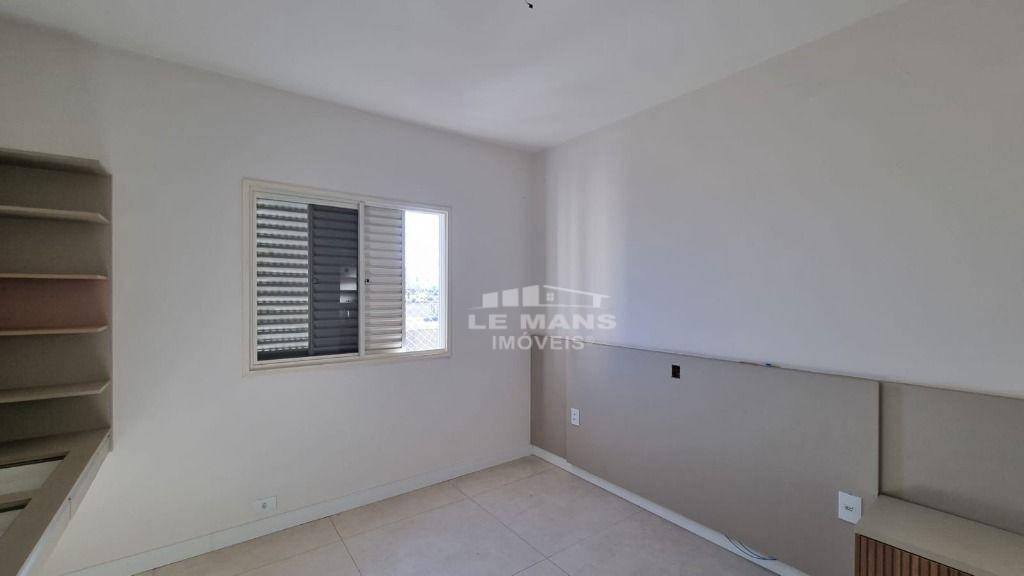 Apartamento à venda com 3 quartos, 75m² - Foto 12