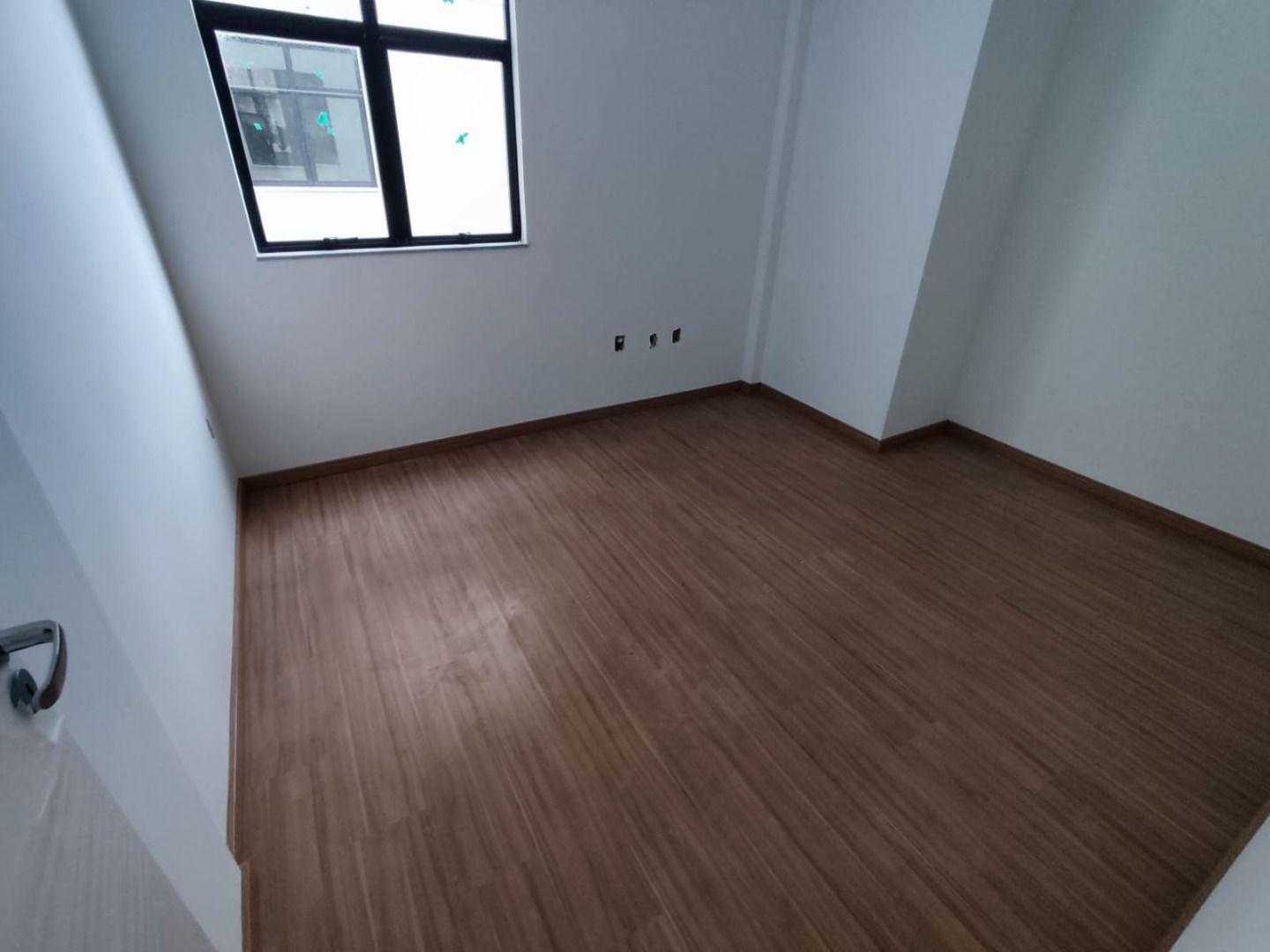 Apartamento à venda com 2 quartos, 65m² - Foto 9