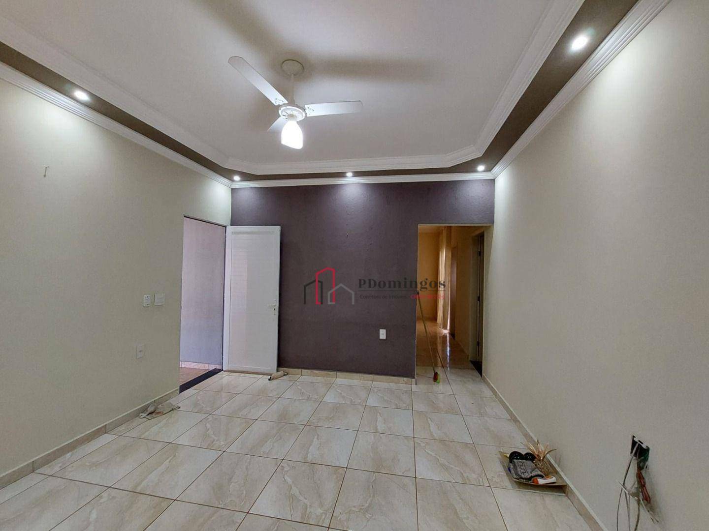 Casa para alugar com 2 quartos, 168m² - Foto 4