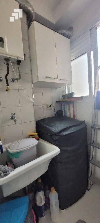 Apartamento à venda com 2 quartos, 62m² - Foto 18