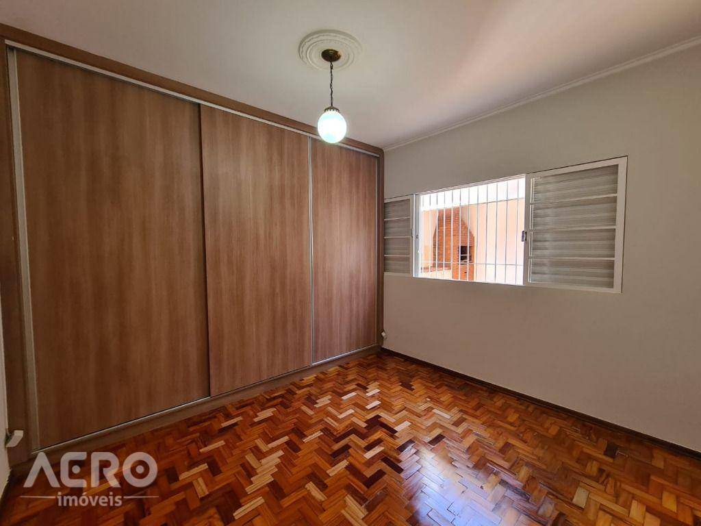 Casa à venda com 3 quartos, 145m² - Foto 4