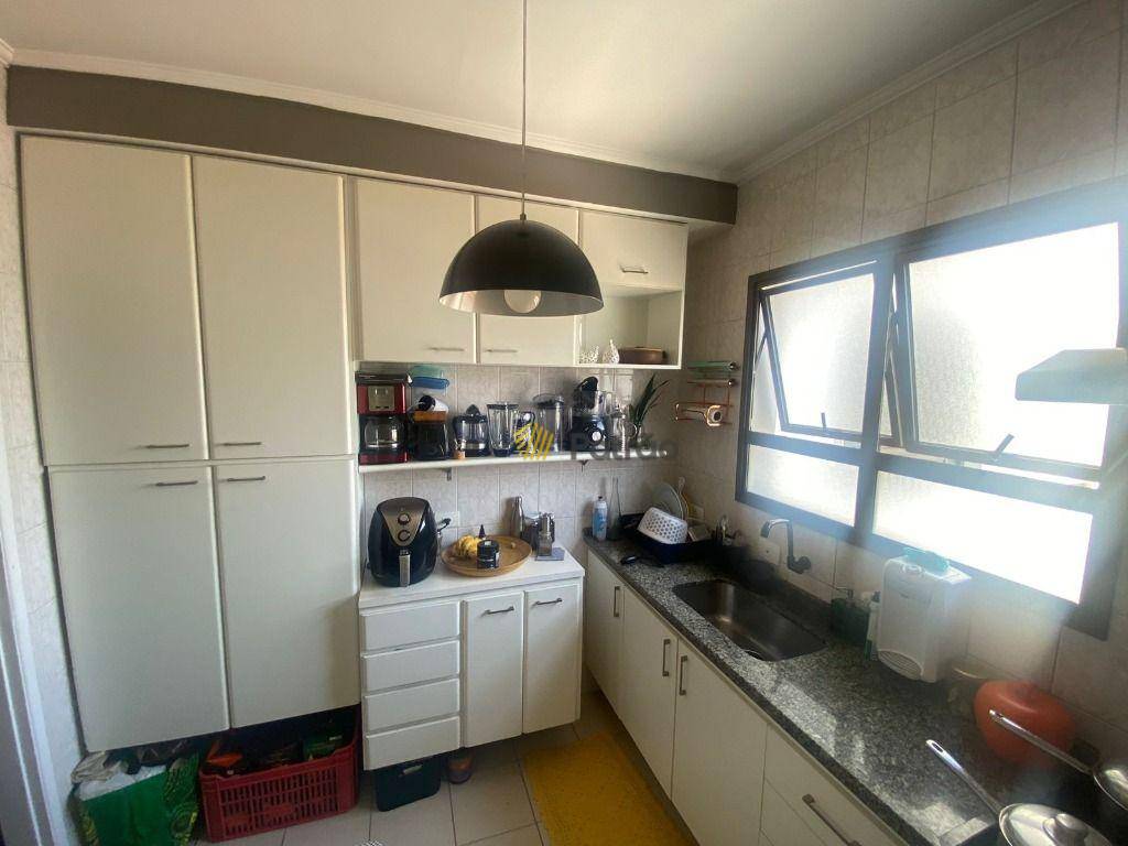 Apartamento à venda com 2 quartos, 65m² - Foto 9