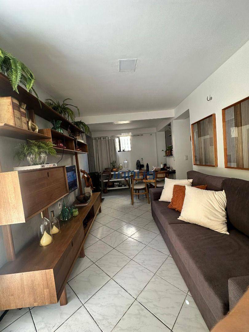 Apartamento à venda com 3 quartos, 62m² - Foto 1