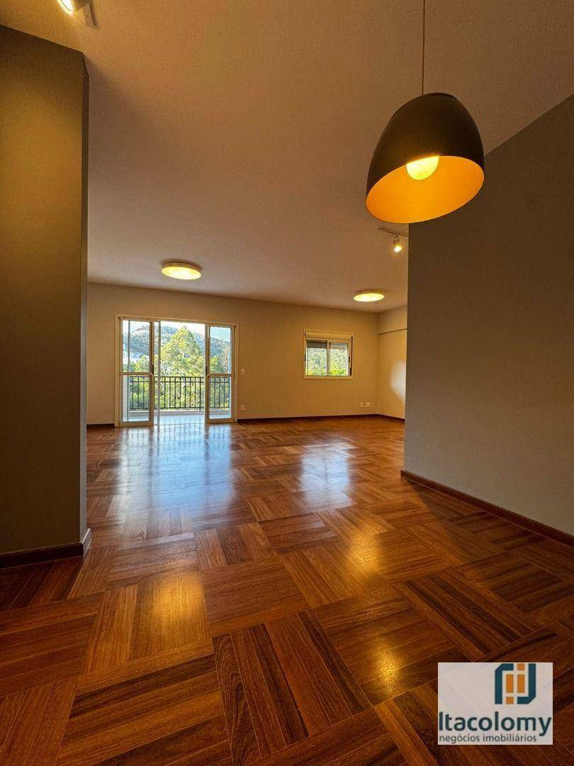 Apartamento para alugar com 3 quartos, 139m² - Foto 4