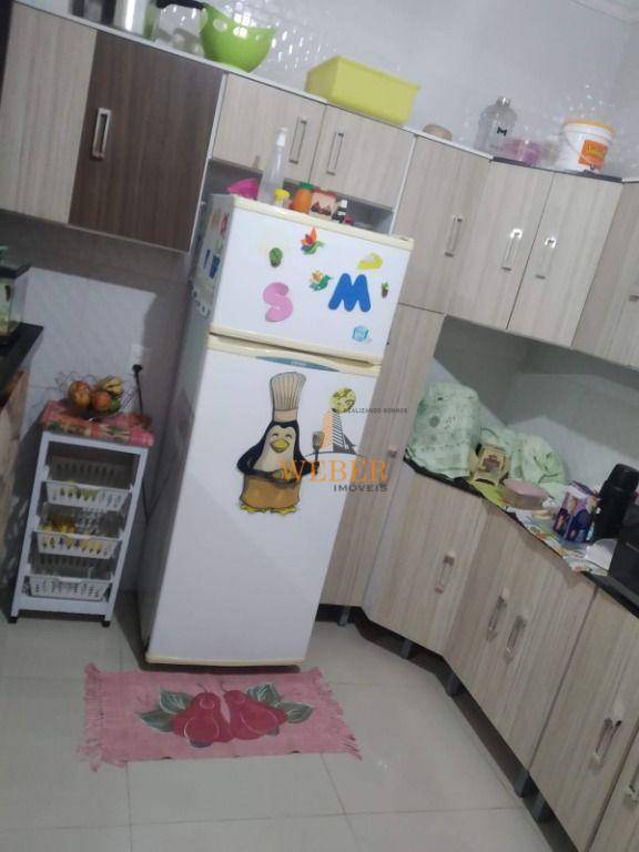 Sobrado à venda com 2 quartos, 170m² - Foto 18