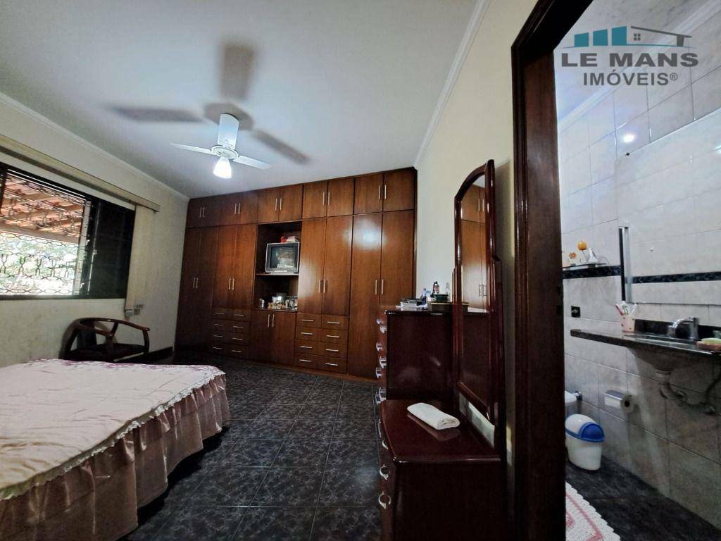 Chácara à venda com 9 quartos, 1500m² - Foto 52