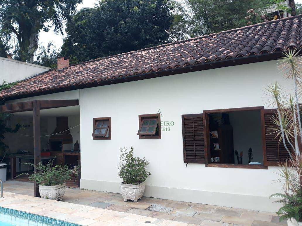 Casa à venda com 4 quartos, 271m² - Foto 5