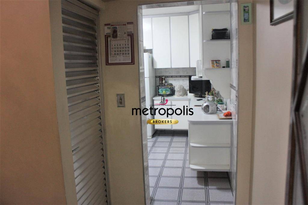 Sobrado à venda com 3 quartos, 241m² - Foto 11