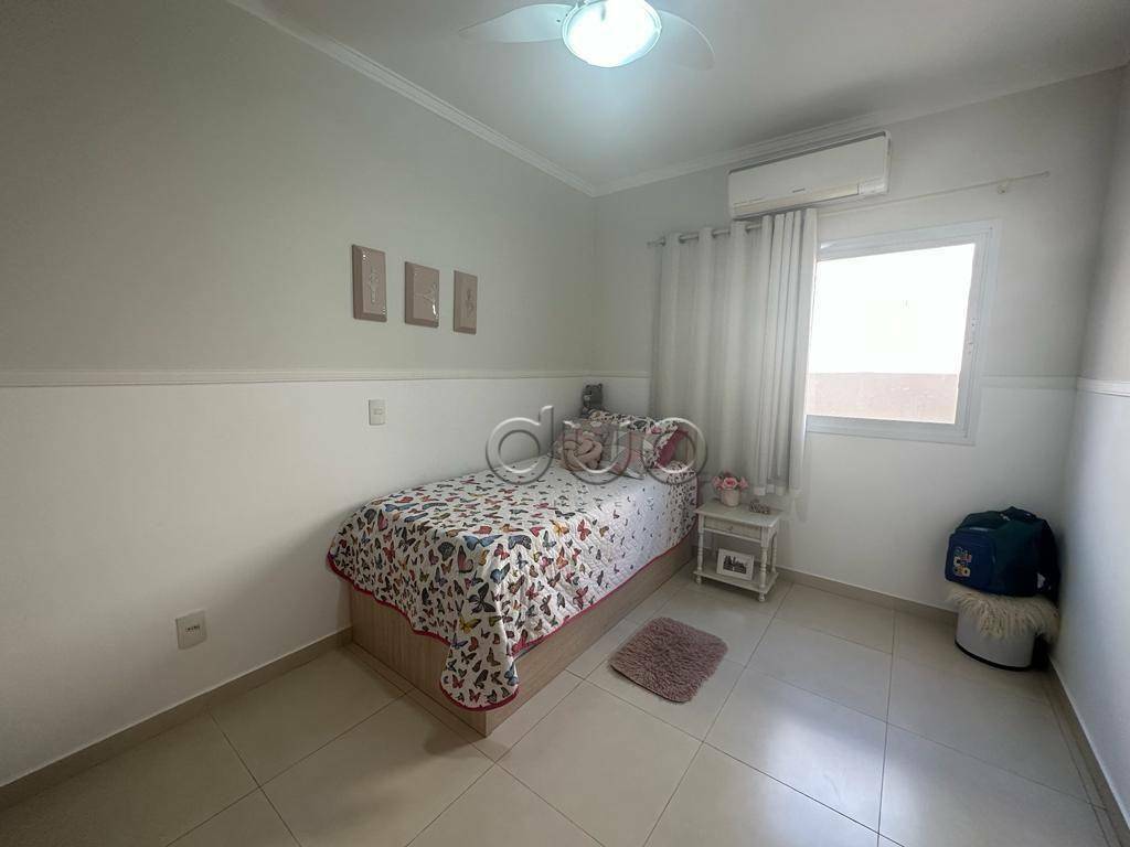 Casa à venda com 3 quartos, 200m² - Foto 9