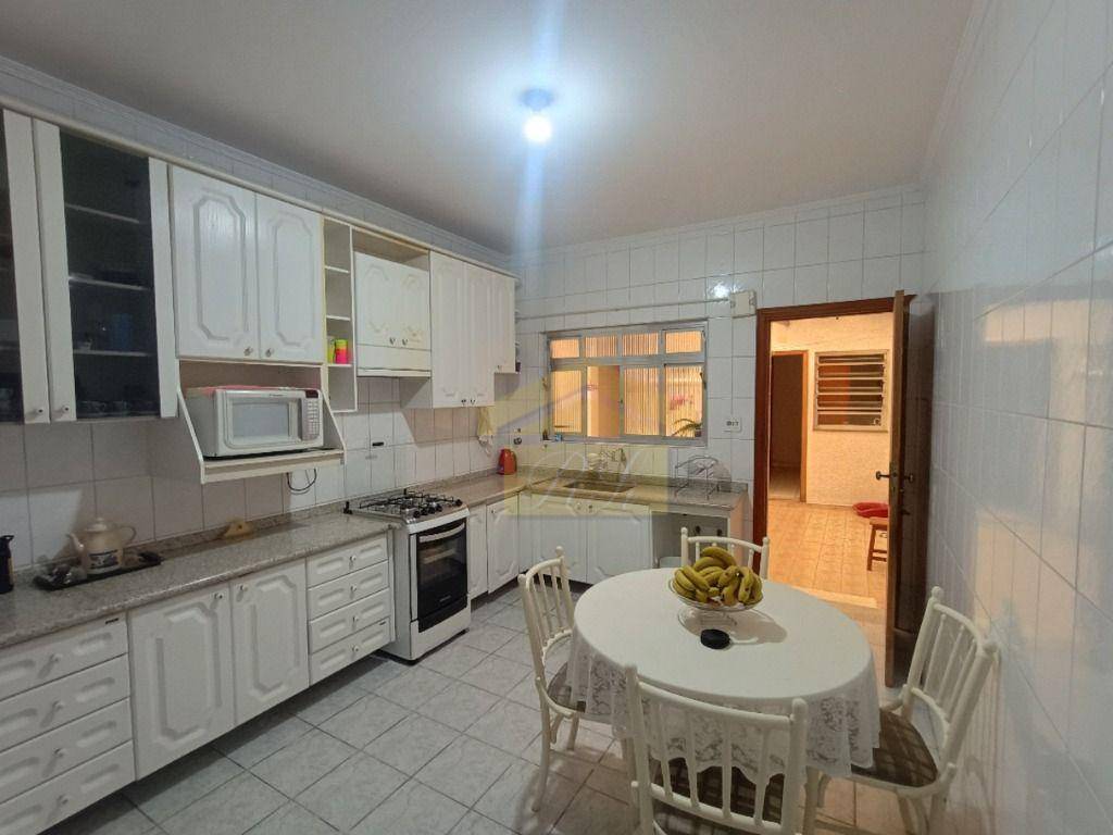 Sobrado à venda com 3 quartos, 139m² - Foto 4