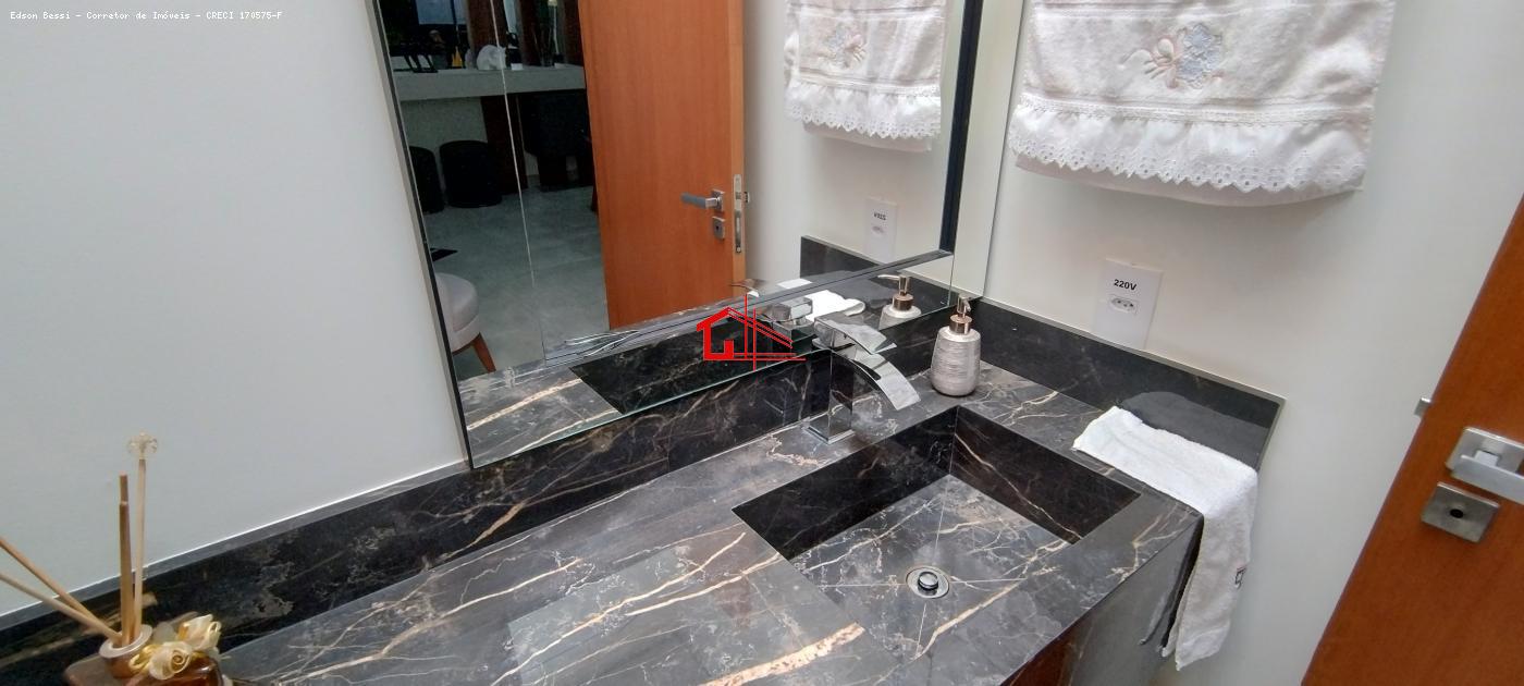 Casa de Condomínio à venda com 3 quartos, 200m² - Foto 5