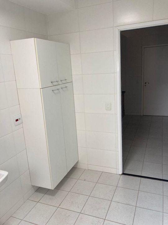 Apartamento à venda com 2 quartos, 79m² - Foto 4