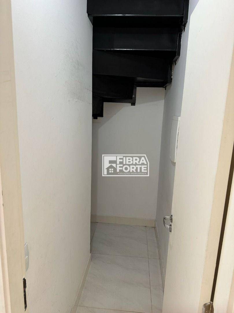 Casa de Condomínio para alugar com 3 quartos, 130m² - Foto 7