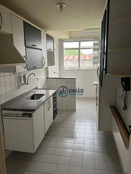 Apartamento à venda com 2 quartos, 60m² - Foto 6