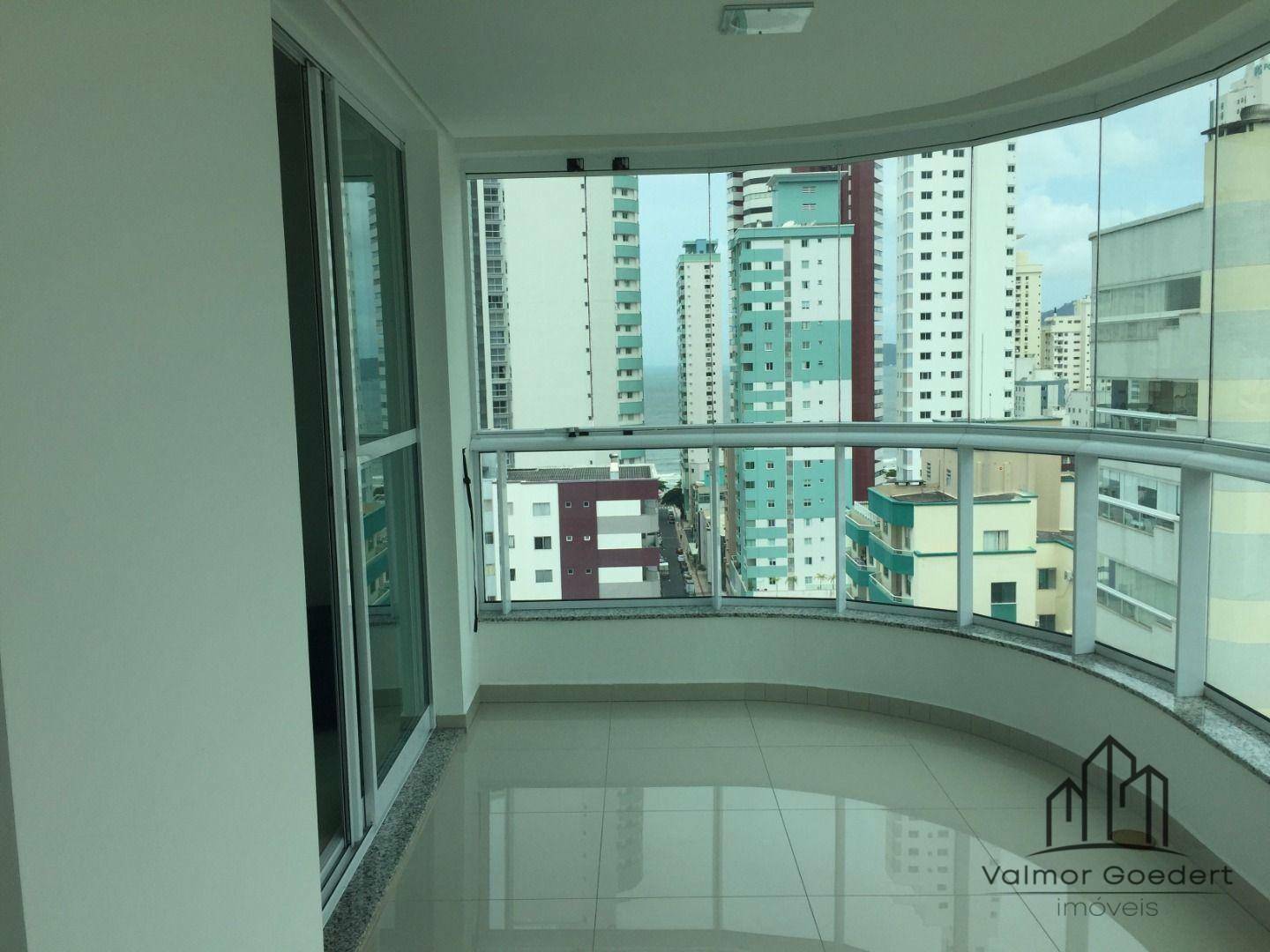 Apartamento à venda com 3 quartos, 115m² - Foto 19