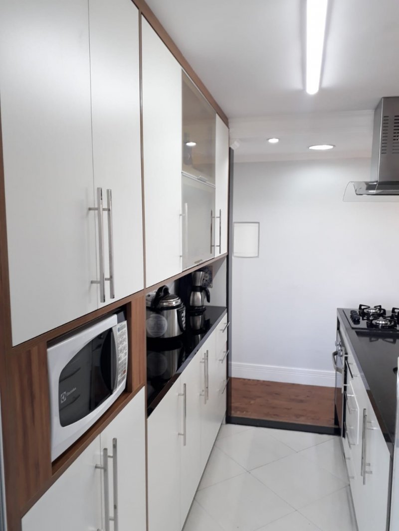 Apartamento à venda com 3 quartos, 64m² - Foto 10