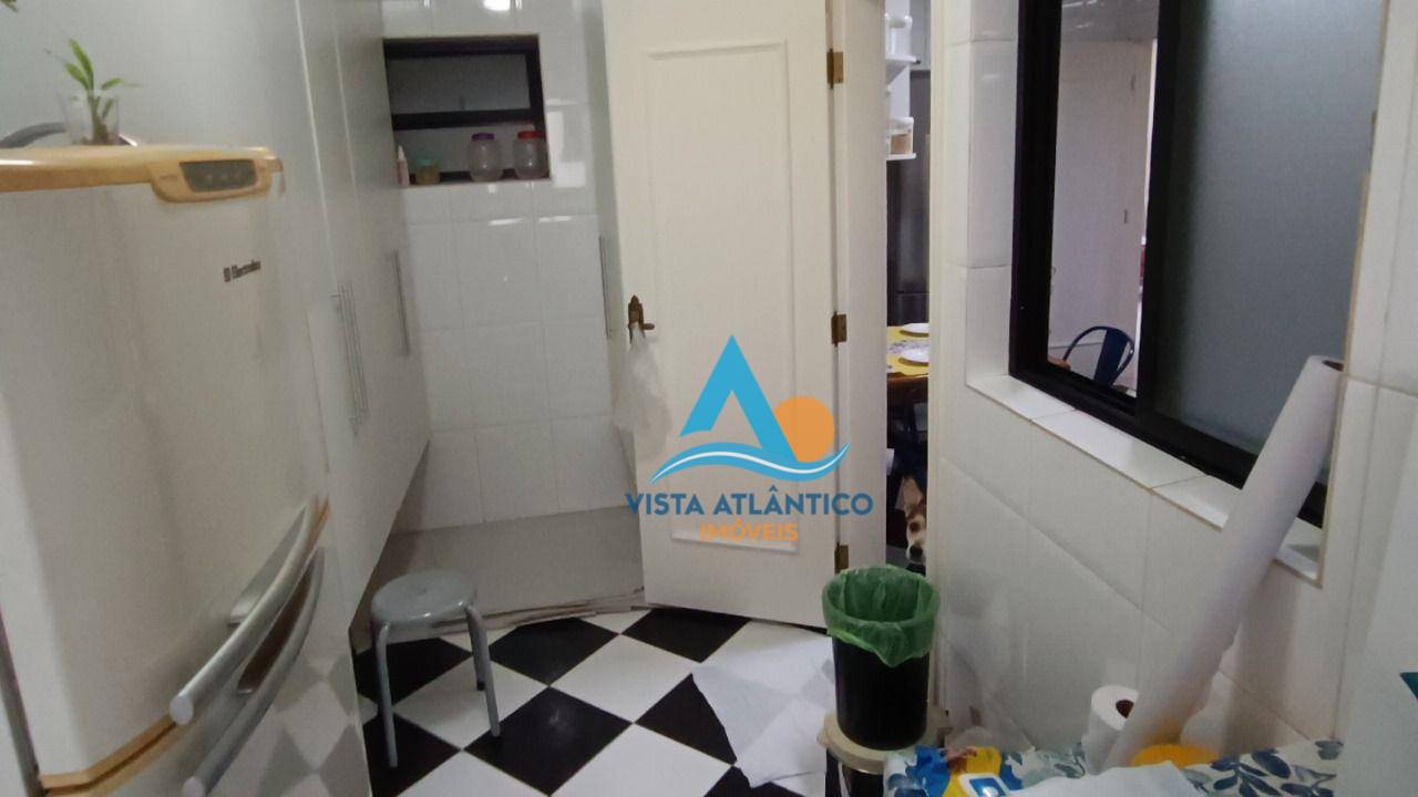 Apartamento à venda com 3 quartos, 137m² - Foto 7