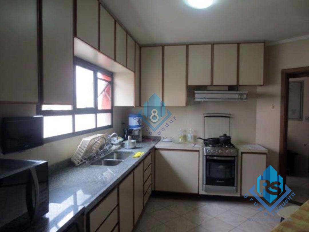 Apartamento à venda com 3 quartos, 155m² - Foto 3