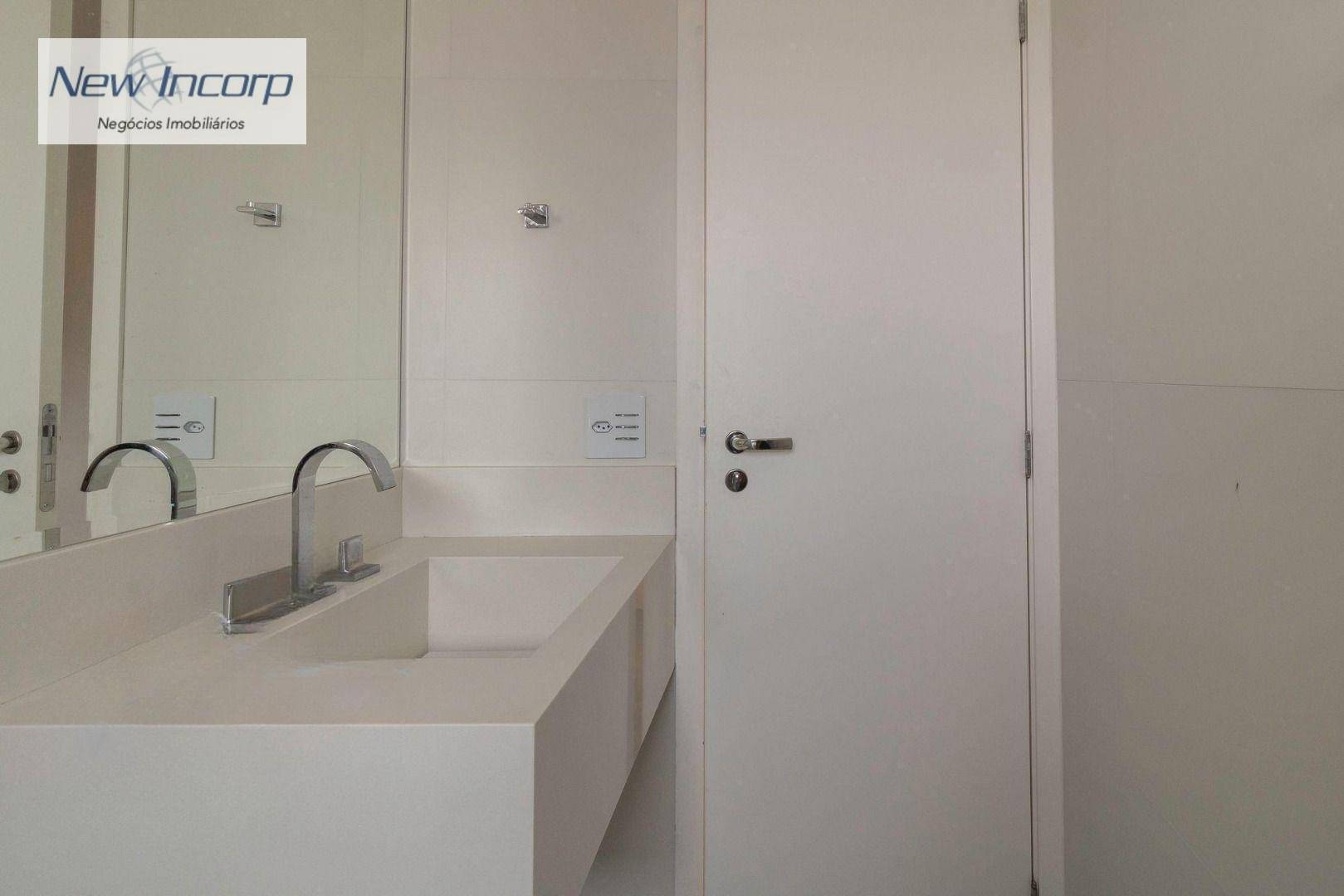 Apartamento à venda com 3 quartos, 208m² - Foto 46