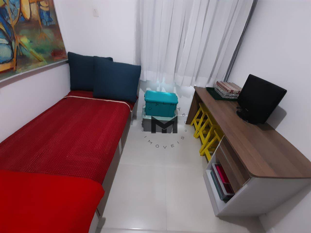 Apartamento à venda com 2 quartos, 70m² - Foto 4